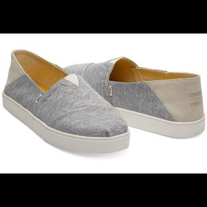 Toms shoes